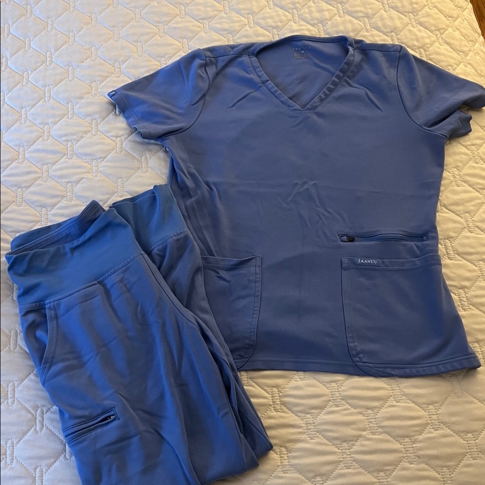 Jaanuu Classic Blue Scrub Set